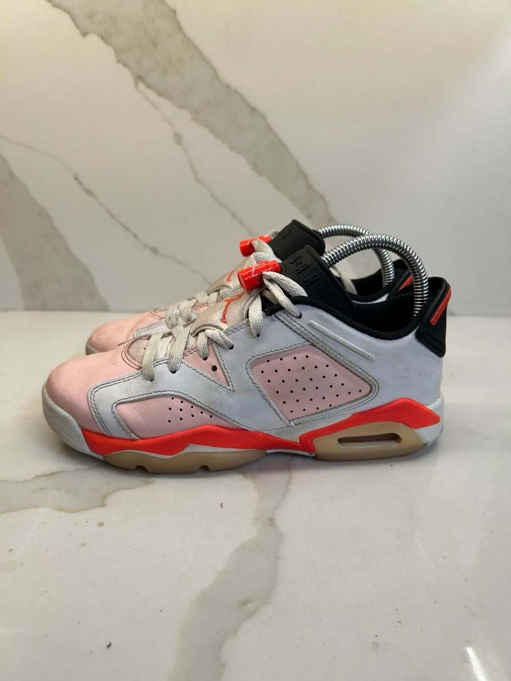 New Nike Air Jordan 6 Retro Low GS Atmosphere Infrared (Size: 5.5y)